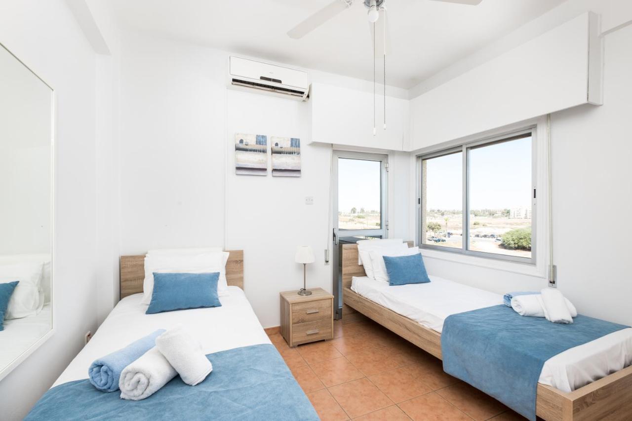 Apollon Sea View Beachfront Ap 302 Larnaca Exterior foto