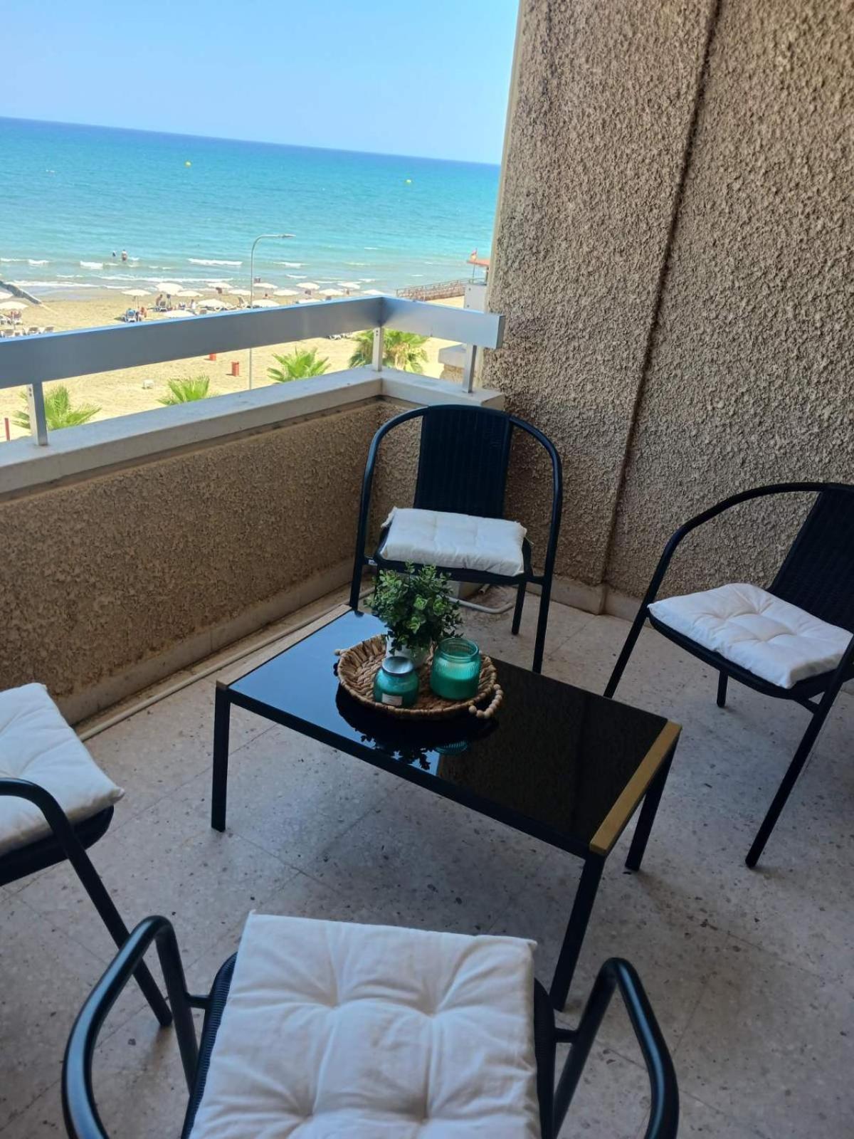 Apollon Sea View Beachfront Ap 302 Larnaca Exterior foto